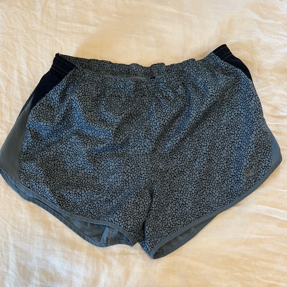 Women's Nike Gray Patterned Shorts